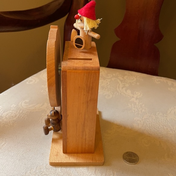 Vintage Schmid hand painted wooden elephant circus Pennies from Heaven bank - Picture 5 of 11